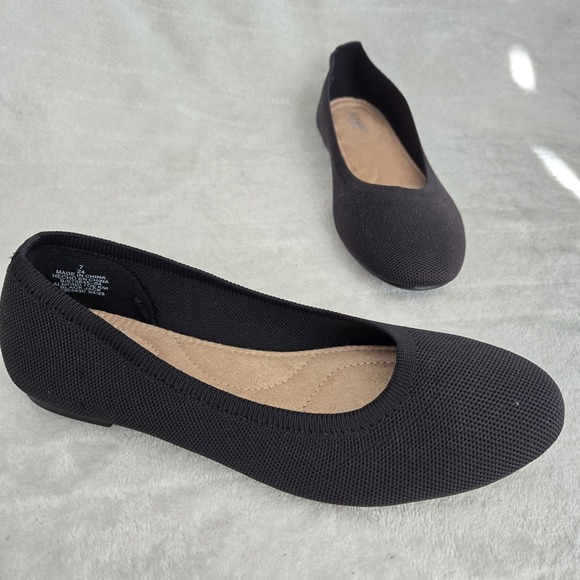 Old‎ Navy Ballet Flats Sz 7 M Black Woven Fabric Casual Almond Toe Comfort Shoes - Picture 1 of 9